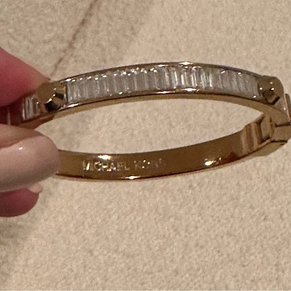 MICHAEL KORS BRACELET - Picture 2 of 5